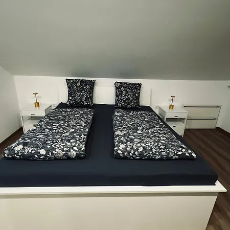 Wunderschoene Moderne Mit 2 Schlafzimmern Apartment *